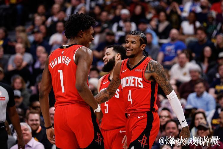 格林三节26分火箭大胜开拓者 骑士力克森林狼